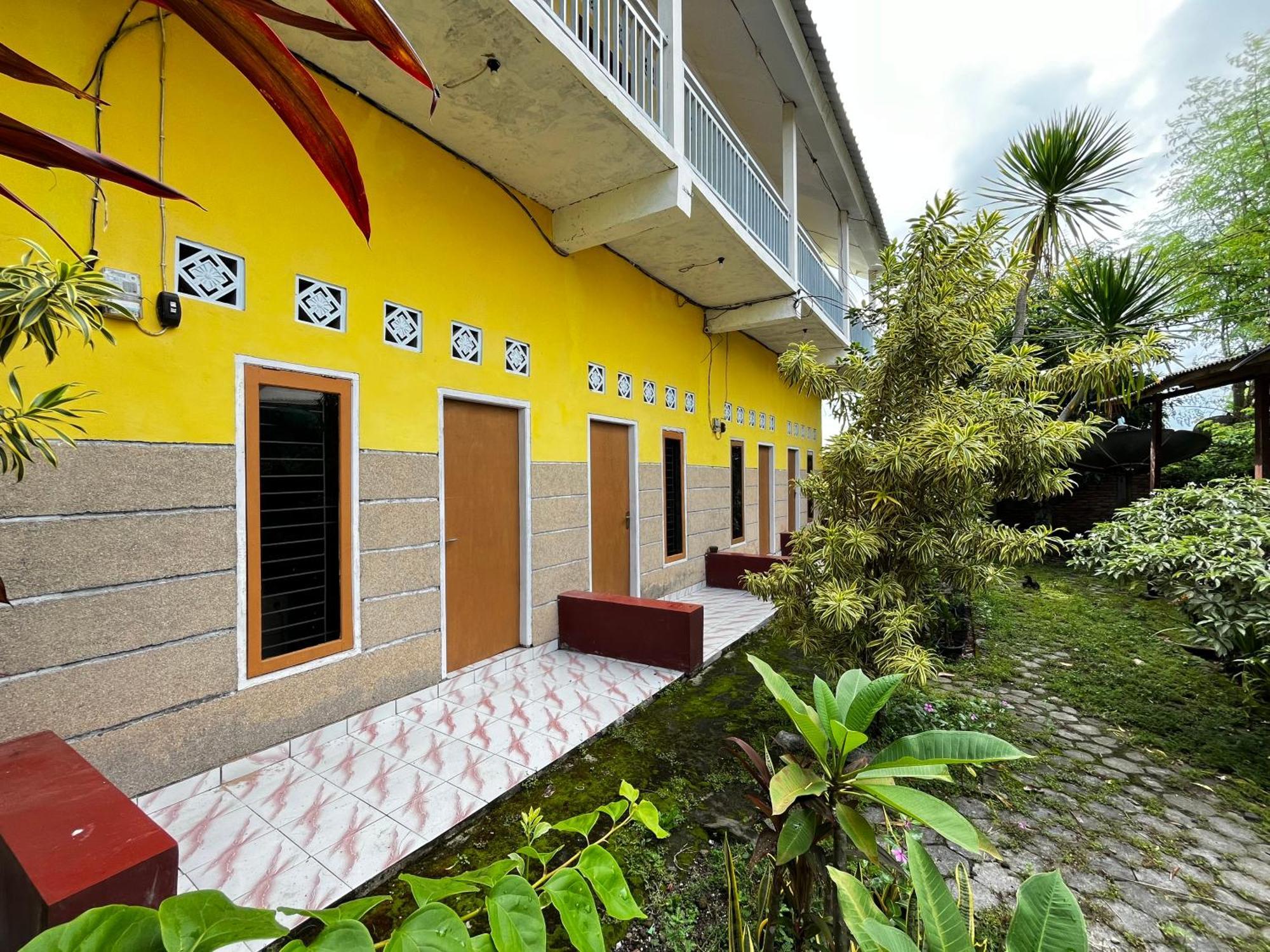 Alan'S Homestay Kuripan  المظهر الخارجي الصورة